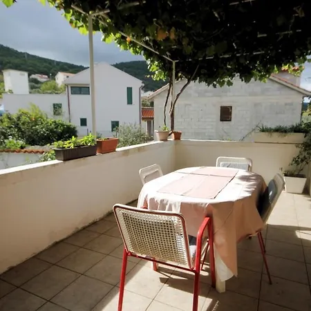 Apartment Studio Vis 2476a Vis